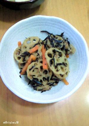 レンコンとひじきのきんぴら/おかか風味-レシピのメイン写真
