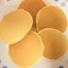 รูปของ 天ぷら粉で♪ふわふわ～のホットケーキ☆