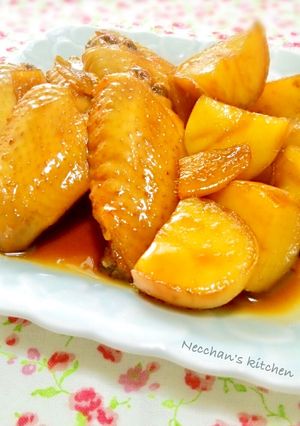 ご飯がすすむ〜♪新じゃがと手羽先の甘辛煮-レシピのメイン写真