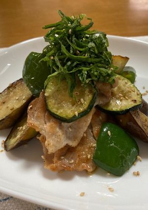 大葉薫る、豚肉とナスとズッキーニ炒め-レシピのメイン写真