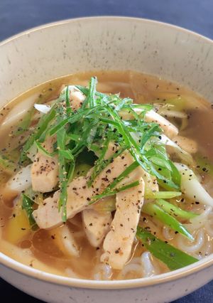 低糖質！ごま油香るしらたき鶏葱塩ラーメン-レシピのメイン写真