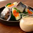 さば缶でごちそうサラダ ビヒダスソース