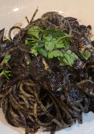 釣って来たヤリイカでイカ墨パスタ-レシピのメイン写真