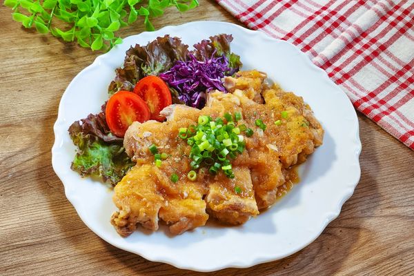 ソース絶品！チキンステーキオニオンソース