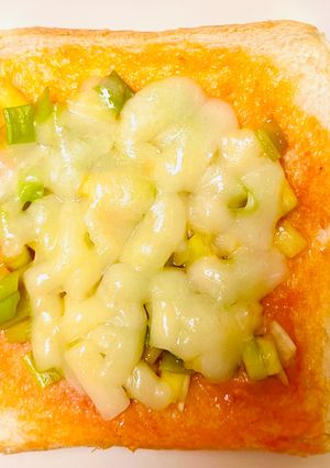小ネギのチーズ🧀オープンパン🍞-レシピのメイン写真
