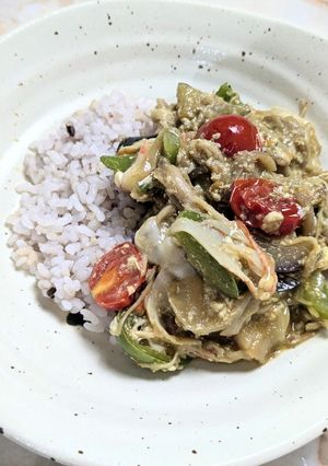 カニカマと豆腐と卵でプーパッポンカリー風-レシピのメイン写真