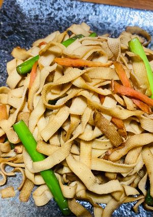 ご飯のお供に！豆腐皮の五香炒め-レシピのメイン写真