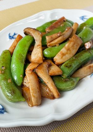 スナップエンドウとエリンギのにんにく炒め-レシピのメイン写真