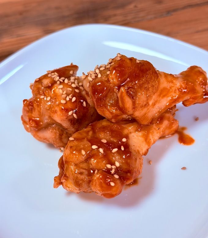 手羽元のピリ辛コクうま韓国風（油なし） by ことぴぃ 【クックパッド