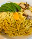 ごはんにあうたまごソースで作るパスタ