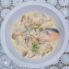 รูปของ 鮭ときのこのクリーム煮