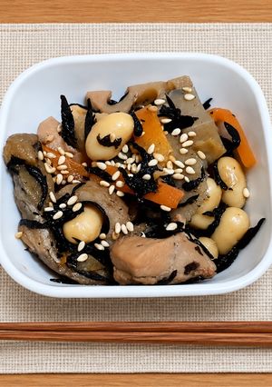 ご飯がすすむ♪具だくさんひじき煮-レシピのメイン写真