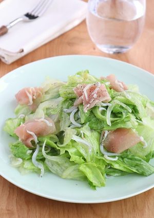 火を使わず♪生ハムとレタスのしらすサラダ-レシピのメイン写真
