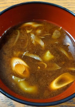 赤味噌でネギとししとうのお味噌汁-レシピのメイン写真