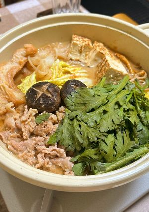味噌味の割り下で♪豚肉の味噌すき焼き-レシピのメイン写真