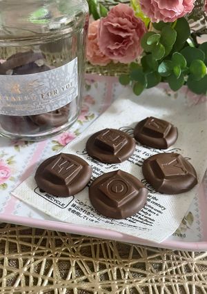チョコ以外不要！バレンタイン型押しチョコ-レシピのメイン写真
