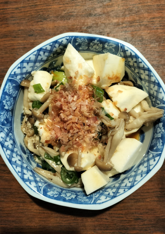 たたき長芋としめじと青ネギの昆布つゆ和え-レシピのメイン写真