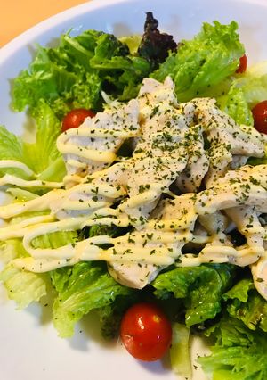 蒸し焼きチキン＆サニーレタスのサラダ-レシピのメイン写真
