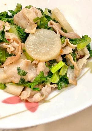 大根葉と豚肉のハーブソルト炒め-レシピのメイン写真