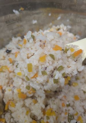 【ごはん3】ピーマンの炊き込みご飯-レシピのメイン写真