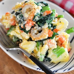 小松菜と竹輪の和風ポテトサラダ【作り置き】