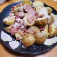新じゃがのガリバタベーコン炒め