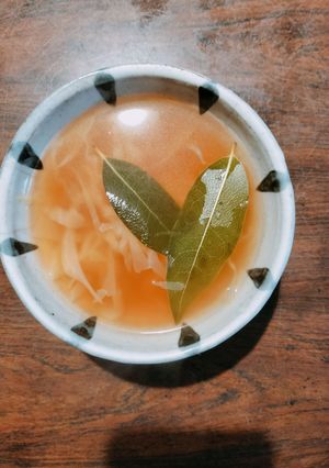 キャベツとローリエのトマトコンソメスープ-レシピのメイン写真