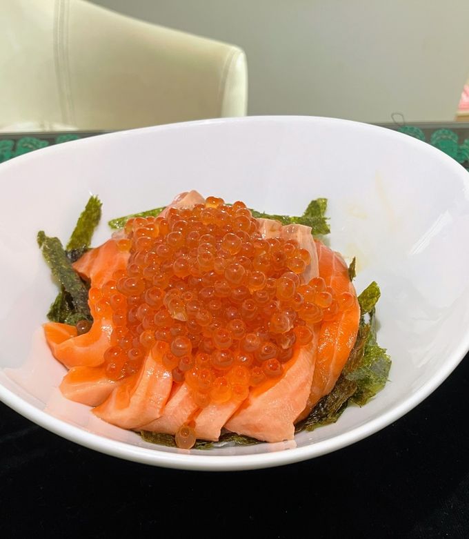 サーモンとイクラの親子丼-レシピのメイン写真