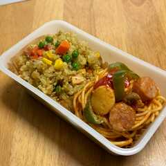 A picture of 二品弁当で朝楽〜.