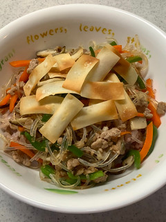 【保育園給食】パリパリ春巻き丼-レシピのメイン写真