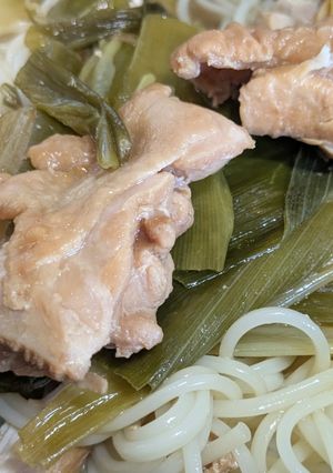 最小限の食材によるシンプルな葱鶏そうめん-レシピのメイン写真