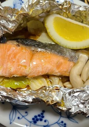鮭と野菜のホイル焼き-レシピのメイン写真