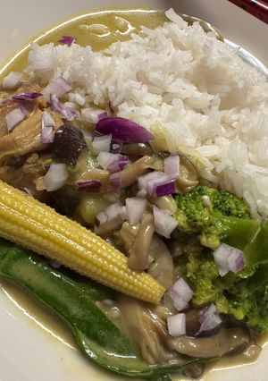 たっぷり野菜とチキンのグリーンカレー-レシピのメイン写真