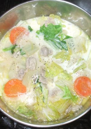 豆乳鍋♪簡単スープ白菜味噌豚肉-レシピのメイン写真