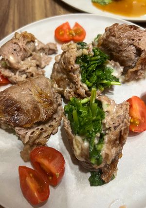 牛薄切り肉のチーズ🧀ルッコラ🥬巻き-レシピのメイン写真