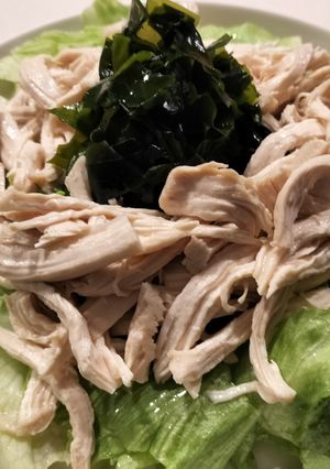 レンジで簡単！鶏むね肉のレタスサラダ-レシピのメイン写真