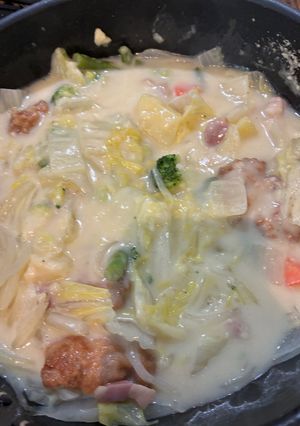 白菜と洋野菜　鳥唐揚げのホワイトシチュー-レシピのメイン写真