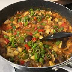 รูปของ ルーを使わない　夏野菜カレー