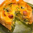 小松菜の春巻き皮でキッシュ
