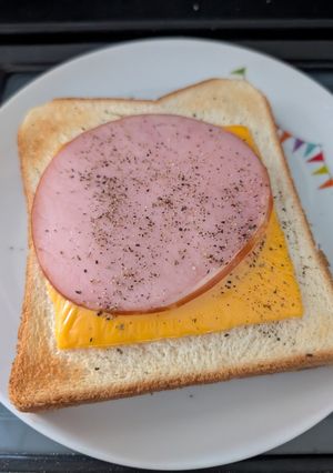 とっても簡単★チーズハムトースト-レシピのメイン写真