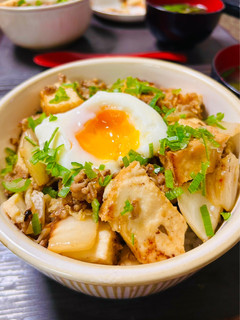 厚揚げとキムチのそぼろ炒め丼-レシピのメイン写真