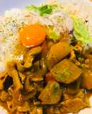 「とろけるカレー」●ミルクポークカレー