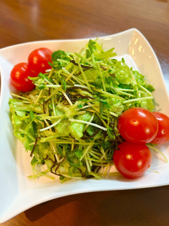 簡単!豆苗&レタスサラダ-レシピのメイン写真