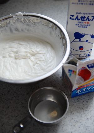生クリームを増やす裏技-レシピのメイン写真