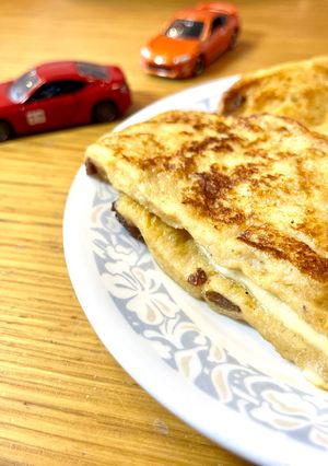 レーズン入りフレンチトースト＋チーズ-レシピのメイン写真