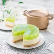 シャインマスカットのレアチーズケーキ