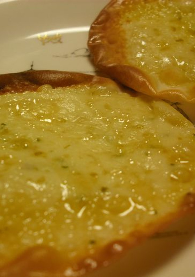 余ったギョウザの皮でおつまみ作ろう♪-レシピのメイン写真