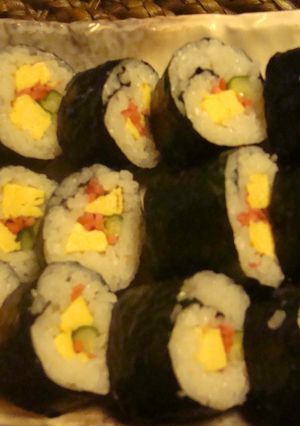 行楽のお供に、ビールのつまみに巻き寿司♪-レシピのメイン写真