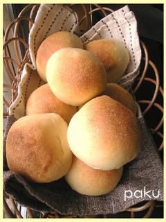 生クリーム丸パン(自家製酵母)-レシピのメイン写真