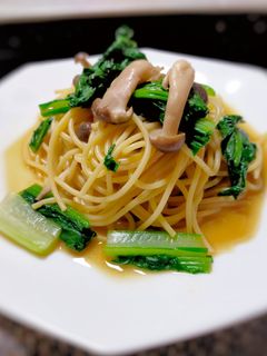 しめじと小松菜の和風パスタ-レシピのメイン写真